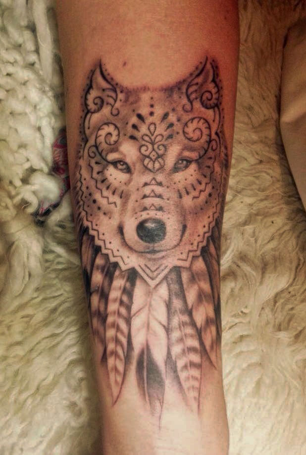 Tattoo Wolf, Tattoo Studio Allgäu, Kempten, Memmingen, Sonthofen, Haldenwang, Tätowierer Allgäu, Beste Tätowiererin Allgäu, Kempten
