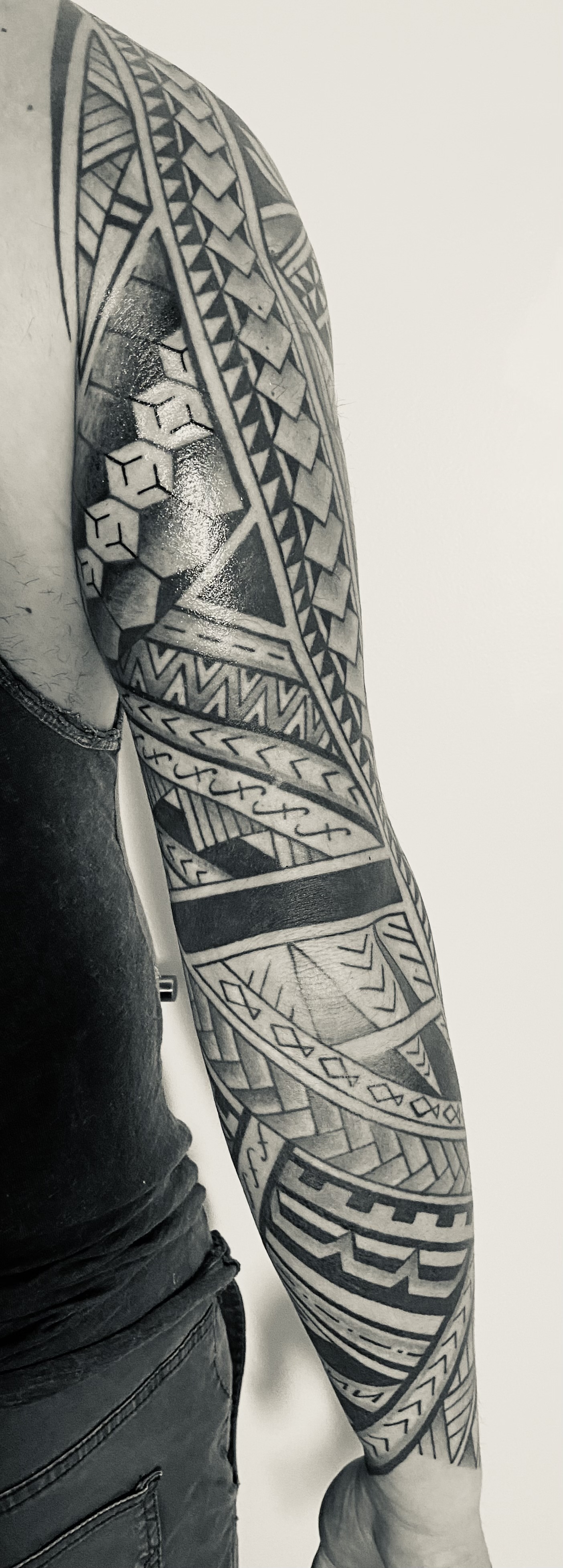 Tatto Zeichen, Tattoo Studio Allgäu, Kempten, Memmingen, Sonthofen, Haldenwang, Tätowierer Allgäu, Beste Tätowiererin Allgäu, Kempten