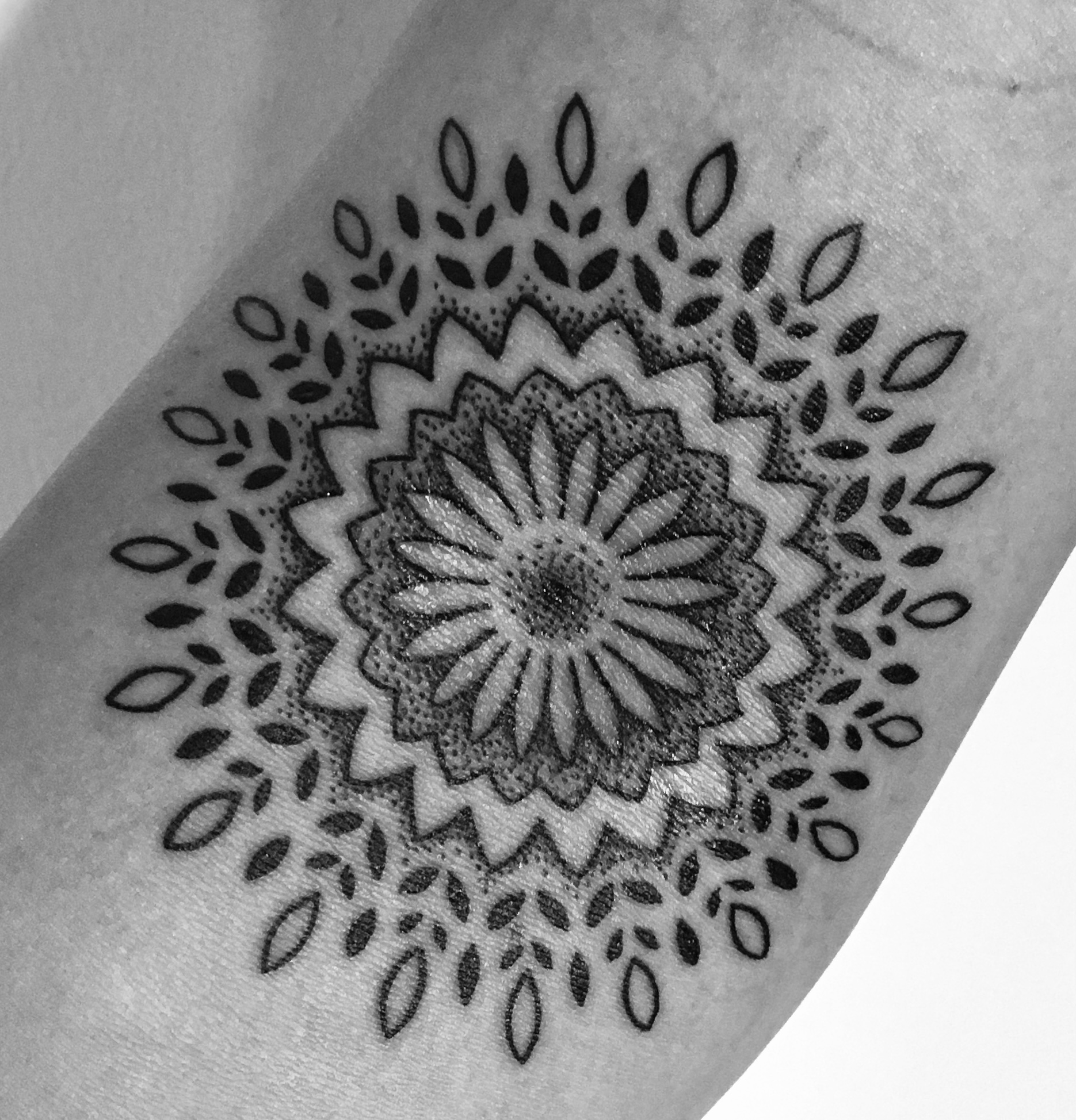 Tattoo Mandala, Birgit Stern Tattoo, Tattoo Haldenwang, Allgäu