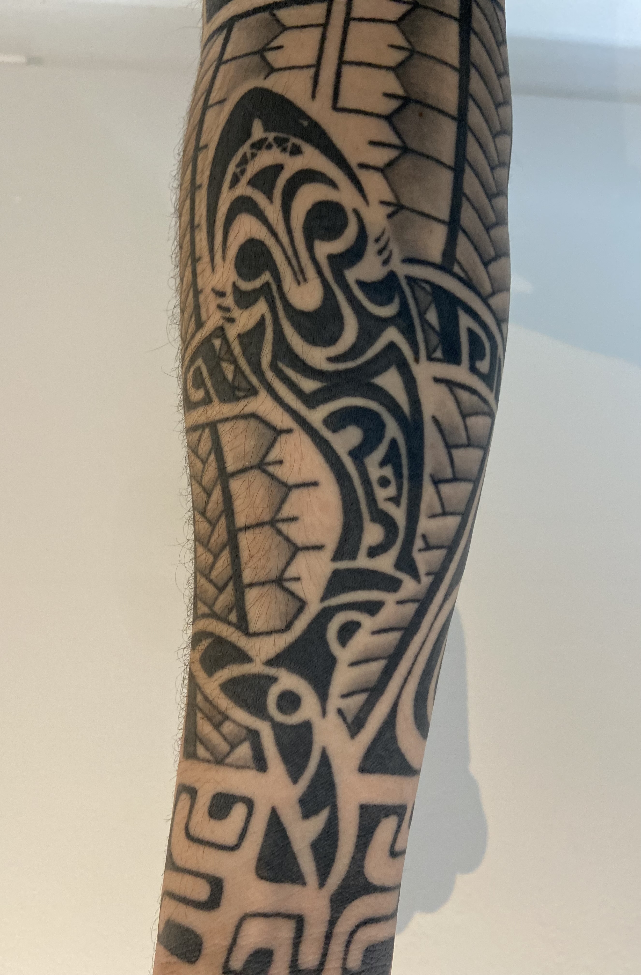 Tattoo Trival Arm, Tattoo Studio Allgäu, Kempten, Memmingen, Sonthofen, Haldenwang, Tätowierer Allgäu, Beste Tätowiererin Allgäu, Kempten